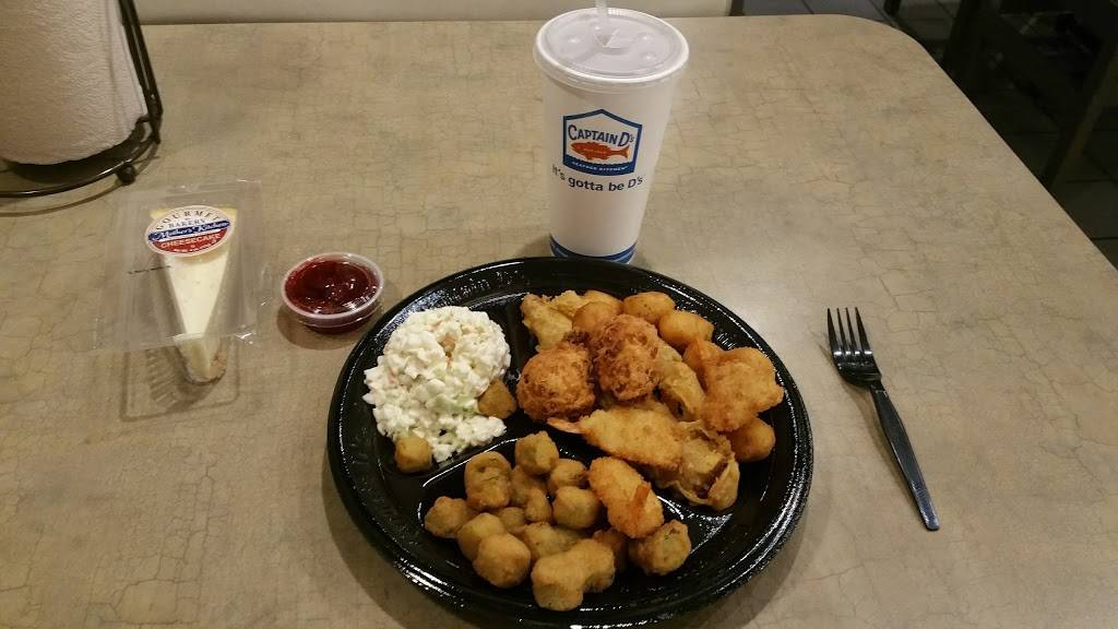 Captain Ds | restaurant | 2307 NC-54, Durham, NC 27713, USA | 9193612110 OR +1 919-361-2110