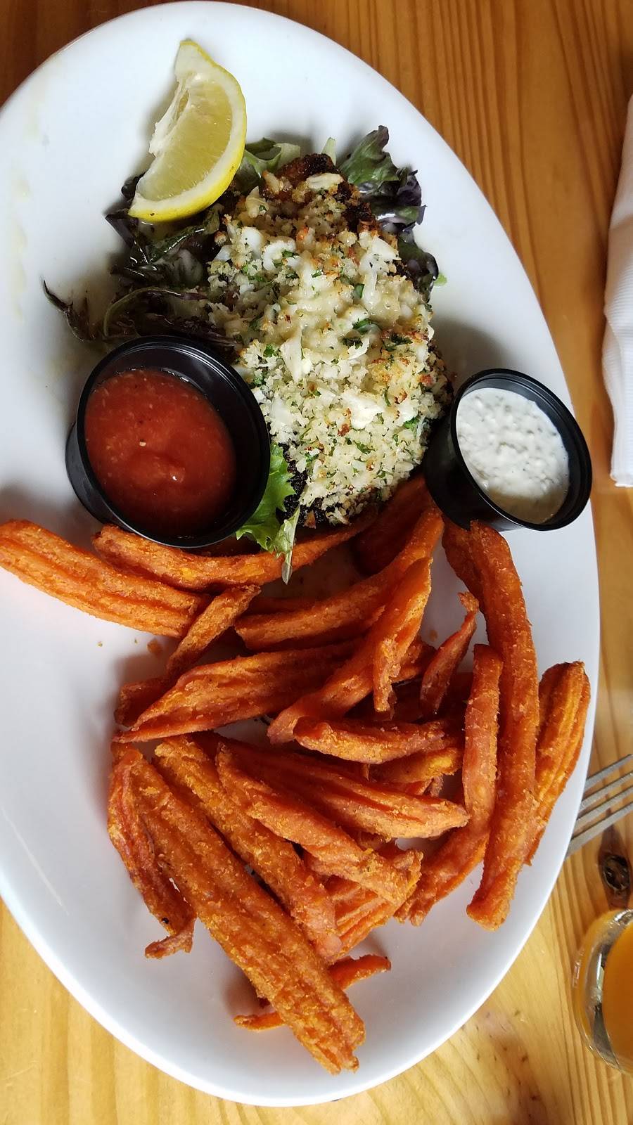 Down Under Restaurant | restaurant | 96106 Wades Pl, Fernandina Beach, FL 32034, USA | 9043106211 OR +1 904-310-6211