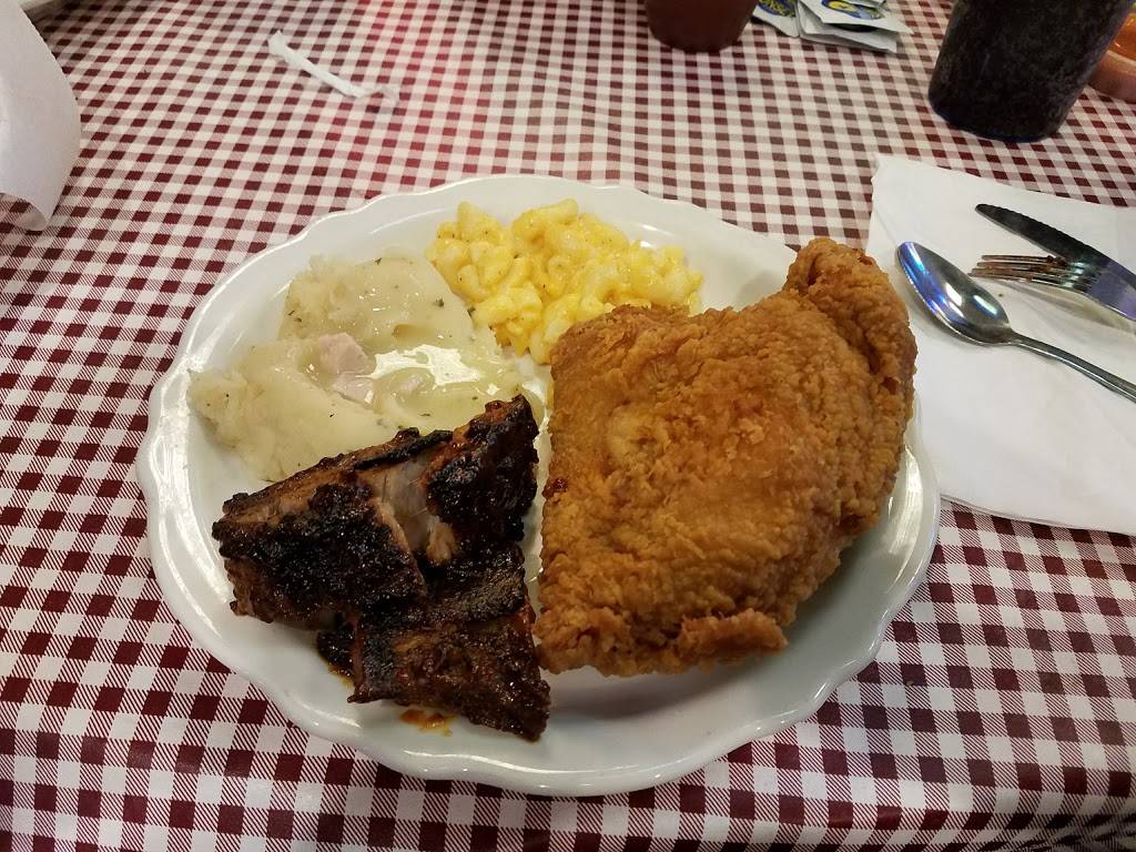 Richards Chicken & Ribs | restaurant | 900 W Rollins Rd, Round Lake Beach, IL 60073, USA | 8475466900 OR +1 847-546-6900