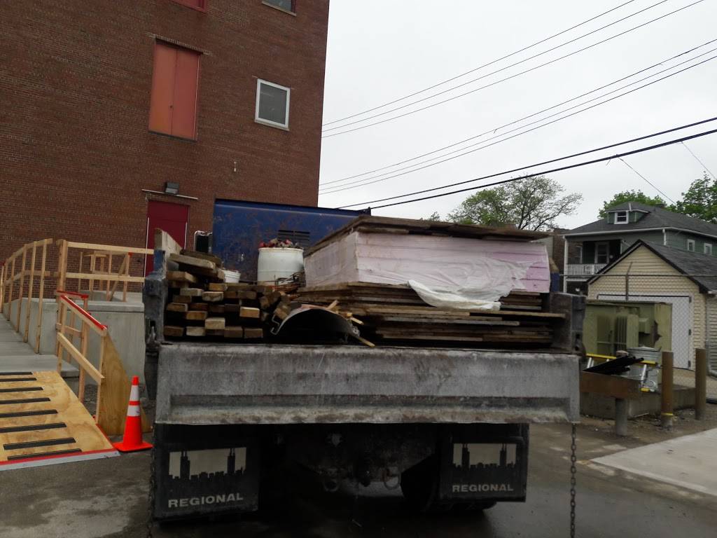 McDonalds | cafe | 2350 N Central Ave, Chicago, IL 60639, USA | 7736224405 OR +1 773-622-4405