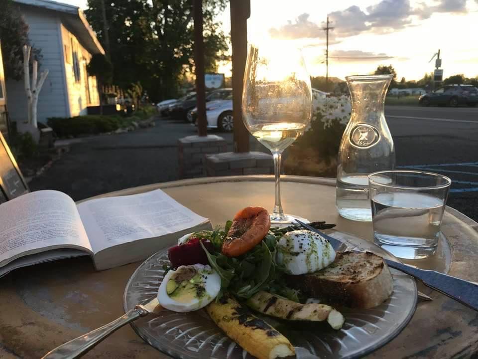 The Drifters Table | restaurant | 820 Main St, Loyalton, CA 96118, USA | 5309934312 OR +1 530-993-4312