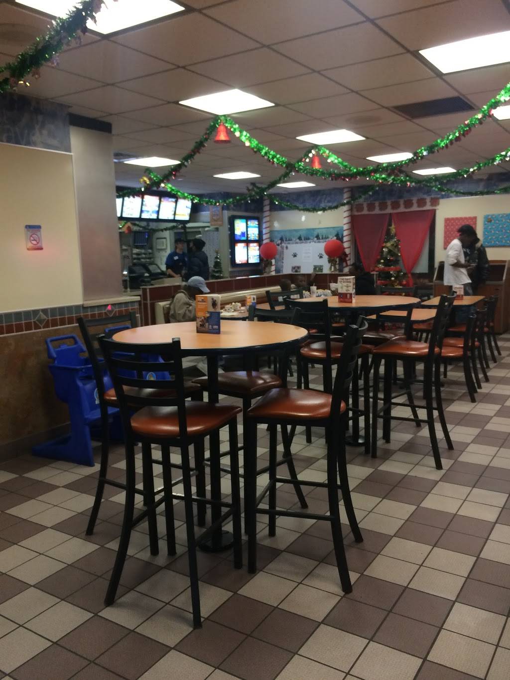 White Castle | restaurant | 7921 Indianapolis Blvd, Hammond, IN 46324, USA | 2198441296 OR +1 219-844-1296