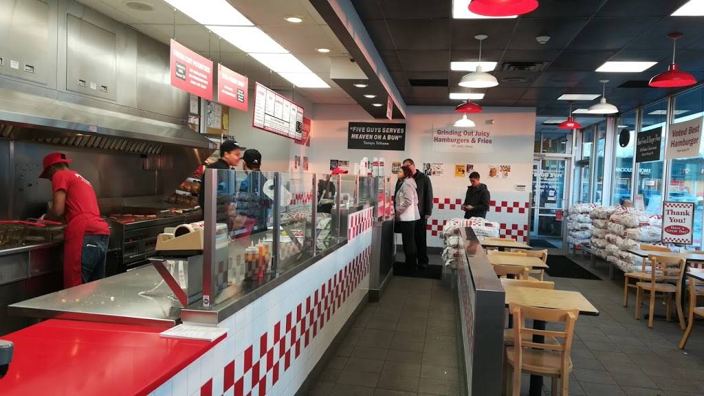 Five Guys | meal takeaway | 4829 Commercial Dr, New Hartford, NY 13413, USA | 3157364897 OR +1 315-736-4897