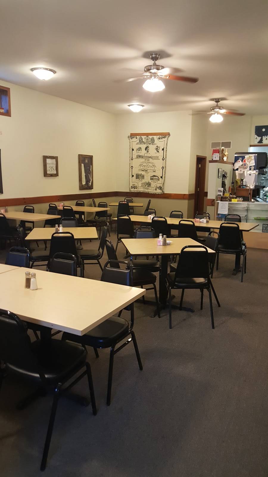 Kee Kafe | bakery | 117 N Main St, Kiester, MN 56051, USA | 5073830169 OR +1 507-383-0169