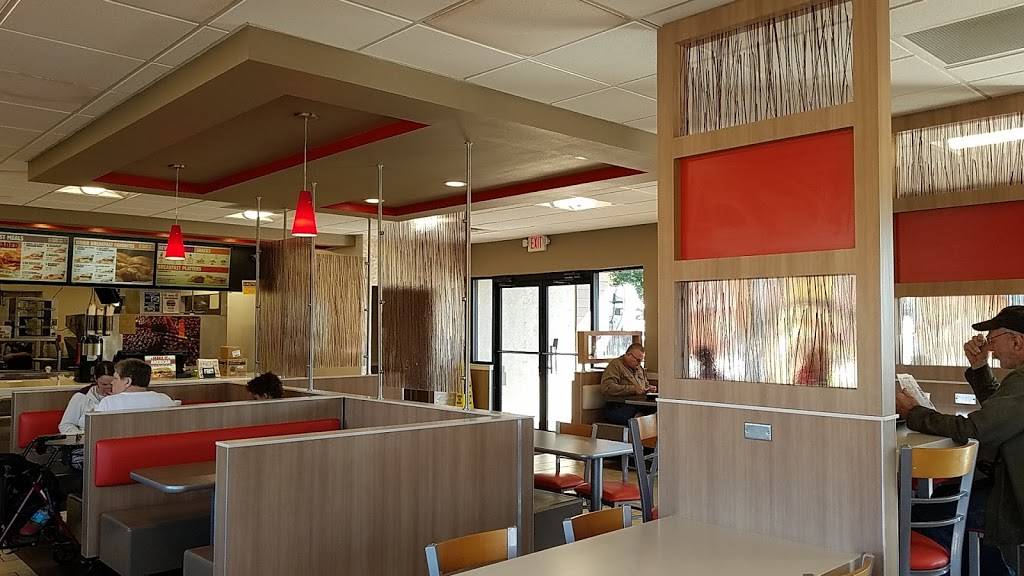 Burger King | restaurant | 5609 SE Abshier Blvd, Belleview, FL 34420, USA | 3522456066 OR +1 352-245-6066