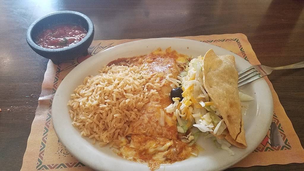 Joaquins Mexican Restaurant | restaurant | 20473 Yorba Linda Blvd, Yorba Linda, CA 92886, USA | 7147773223 OR +1 714-777-3223