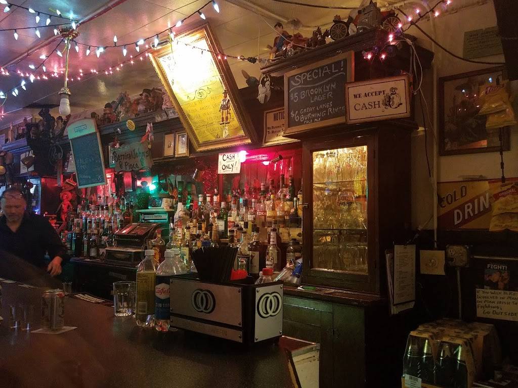 Bernices Tavern | restaurant | 3238 S Halsted St, Chicago, IL 60608, USA | 3129615516 OR +1 312-961-5516