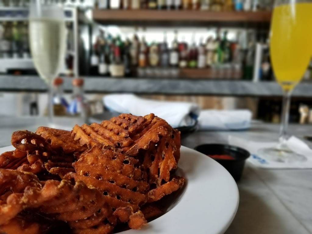 THE LOT La Jolla | restaurant | 7611 Fay Ave, La Jolla, CA 92037, USA | 8587770069 OR +1 858-777-0069