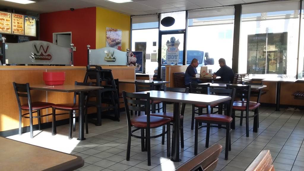 Wienerschnitzel | restaurant | 6131 Lincoln Ave, Buena Park, CA 90620, USA | 7149951681 OR +1 714-995-1681