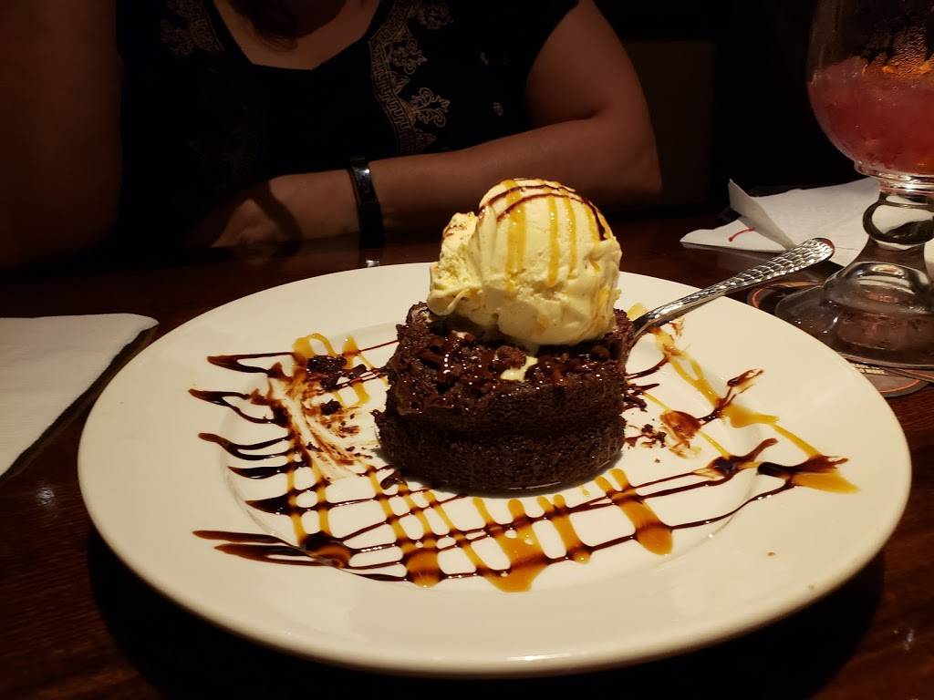 LongHorn Steakhouse | meal takeaway | 5725 E Broadway Blvd, Tucson, AZ 85711, USA | 5207450391 OR +1 520-745-0391