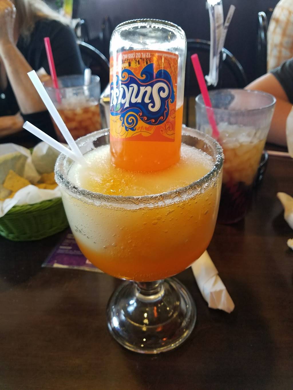 Las Palapas | restaurant | 151 Creekside Crossing, New Braunfels, TX 78130, USA | 8303877232 OR +1 830-387-7232