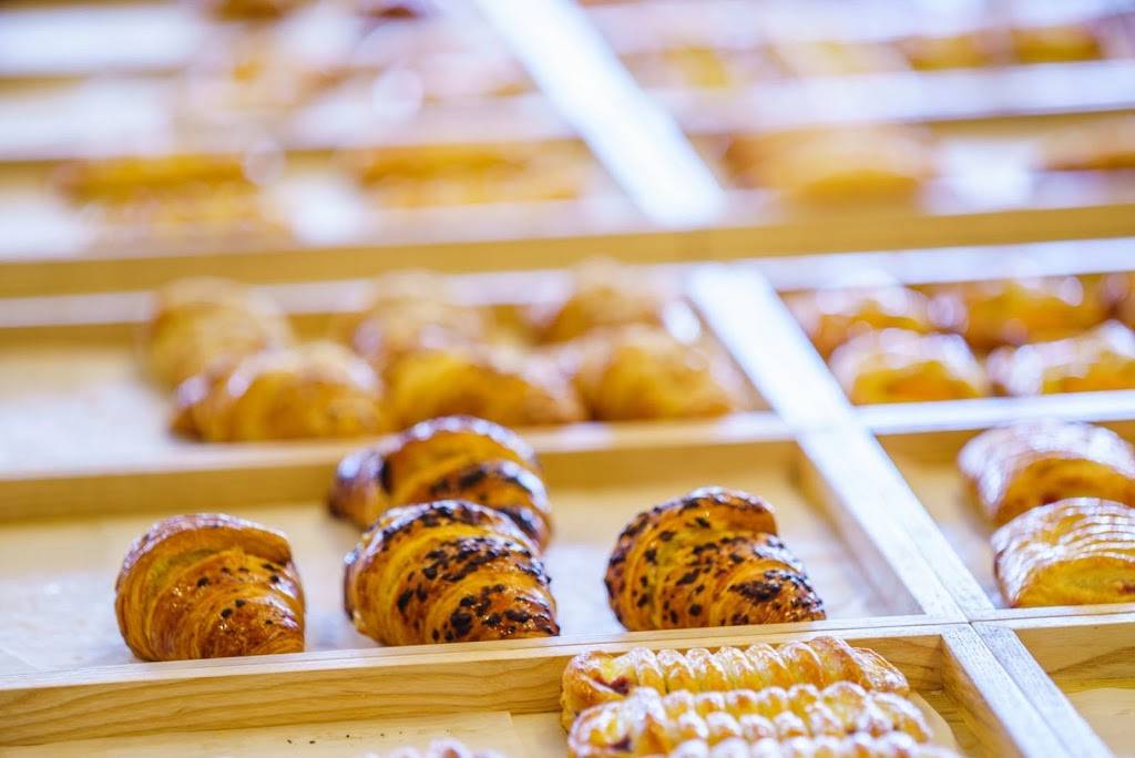 Paris Bánh Mì Cafe Bakery Jacksonville | cafe | 3515 St Johns Bluff Rd S, Jacksonville, FL 32224, USA | 9044140395 OR +1 904-414-0395