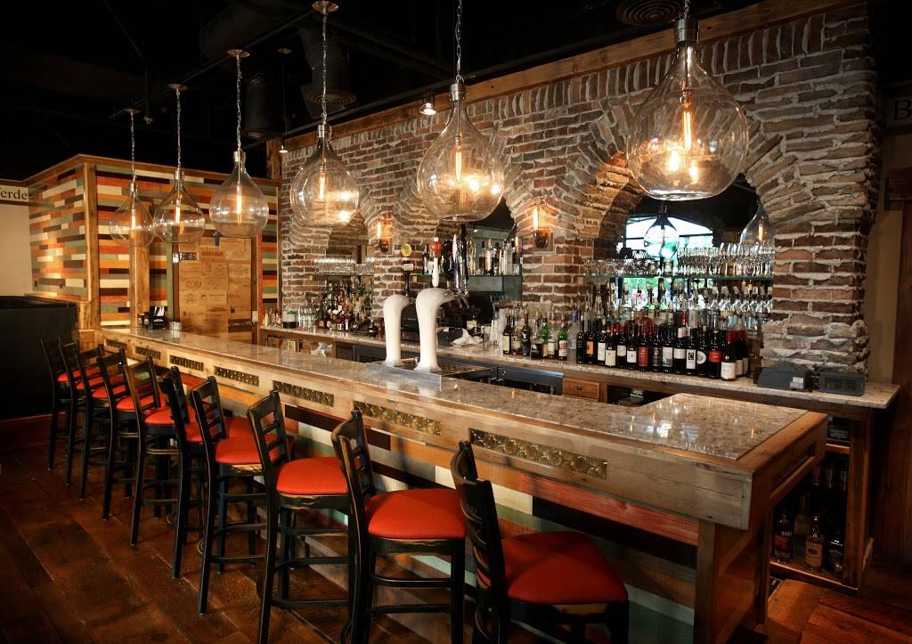 Davanti Enoteca | restaurant | 800 Hillgrove Ave, Western Springs, IL 60558, USA | 7087831060 OR +1 708-783-1060