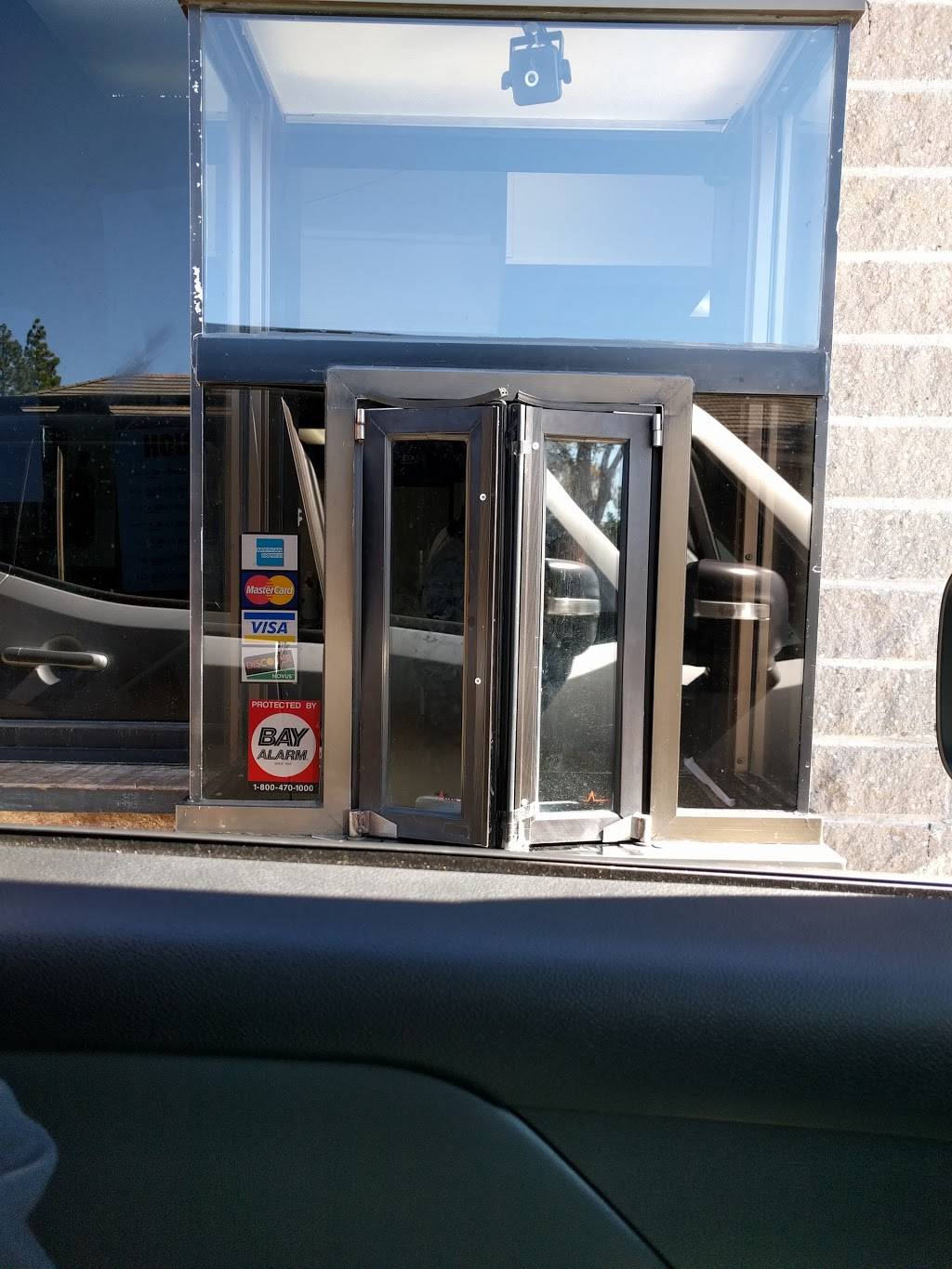 Burger King | restaurant | 828 Southampton Rd, Benicia, CA 94510, USA | 7077456685 OR +1 707-745-6685