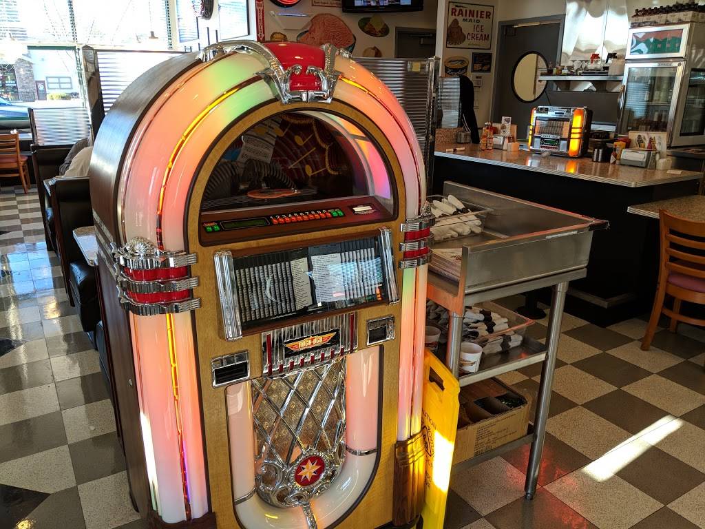 The Original Mels Diner | restaurant | 13399 Folsom Blvd, Folsom, CA 95630, USA | 9169857337 OR +1 916-985-7337