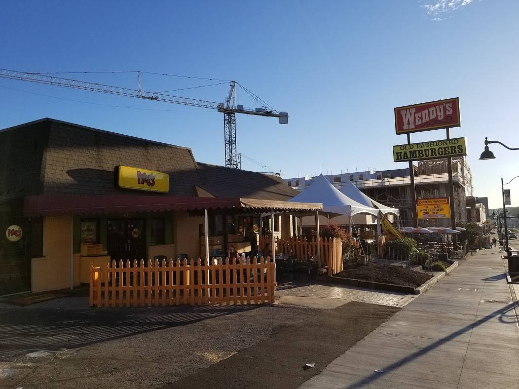 Moes Southwest Grill | restaurant | 1800 Cumberland Ave, Knoxville, TN 37916, USA | 8656372700 OR +1 865-637-2700