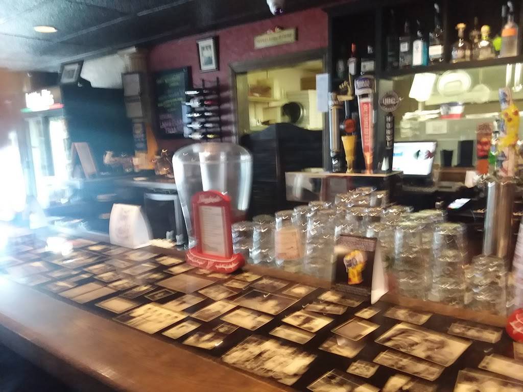 Little Es Pizzeria | restaurant | 807 Highland Ave, Greensburg, PA 15601, USA | 7248347336 OR +1 724-834-7336