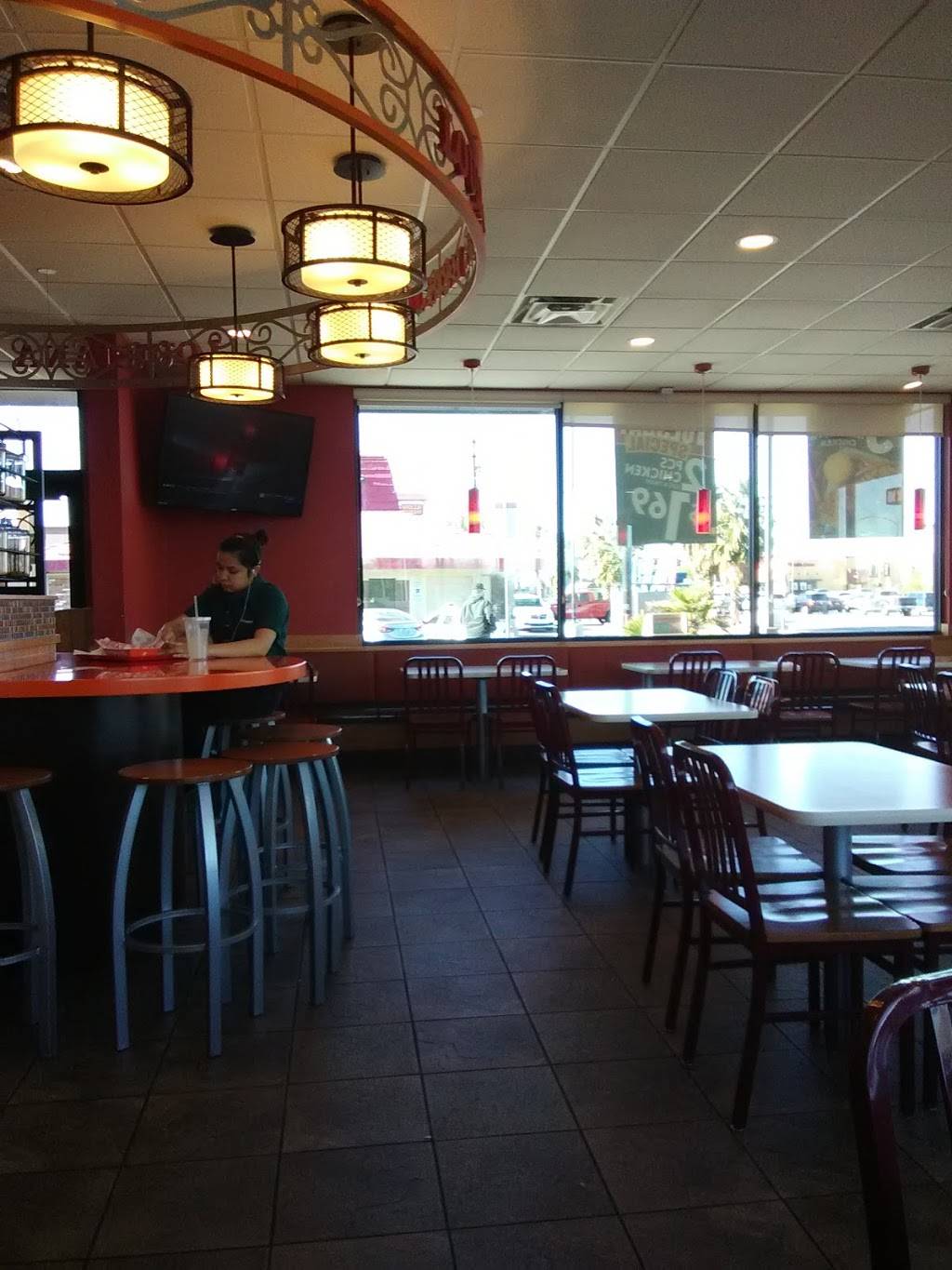 Popeyes Louisiana Kitchen | restaurant | 2531 E Lake Mead Blvd, North Las Vegas, NV 89030, USA | 7026570619 OR +1 702-657-0619