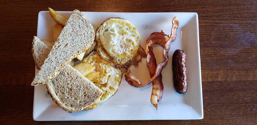 Bar Louie | night club | 1488 North Rochester Road, Rochester Hills, MI 48307, USA | 2482185114 OR +1 248-218-5114