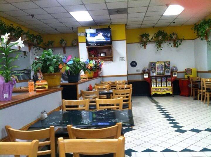 Fabulous Grill on Crenshaw | restaurant | 12829 Crenshaw Blvd, Hawthorne, CA 90250, USA | 3109701944 OR +1 310-970-1944