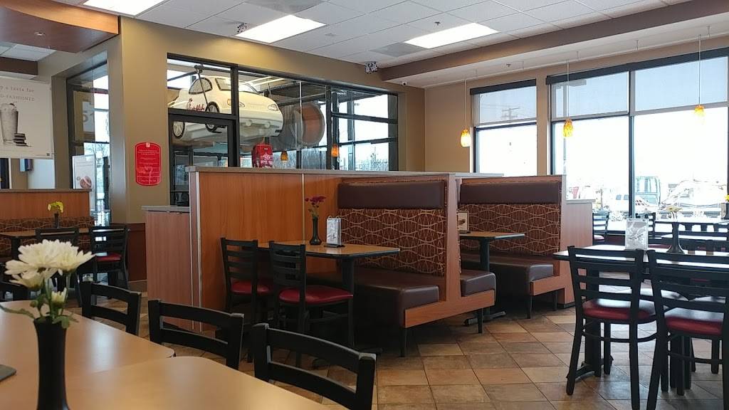 Chick-fil-A | restaurant | 511 W McGalliard Rd, Muncie, IN 47303, USA | 7657474000 OR +1 765-747-4000