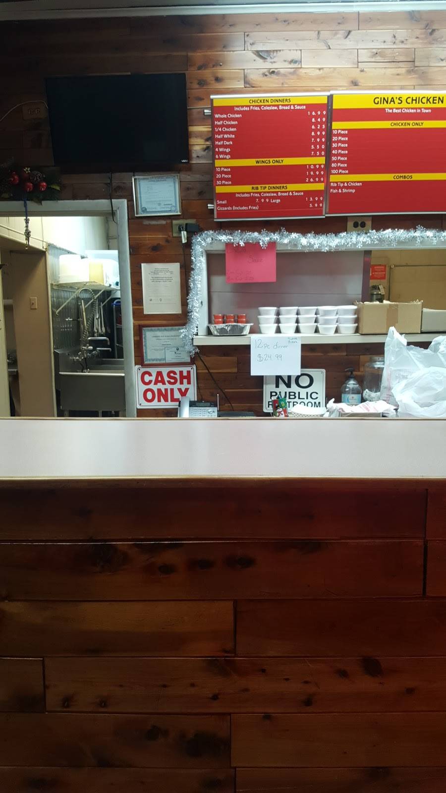 Ginas Chicken | restaurant | 3415 E 106th St, Chicago, IL 60617, USA | 7733755580 OR +1 773-375-5580