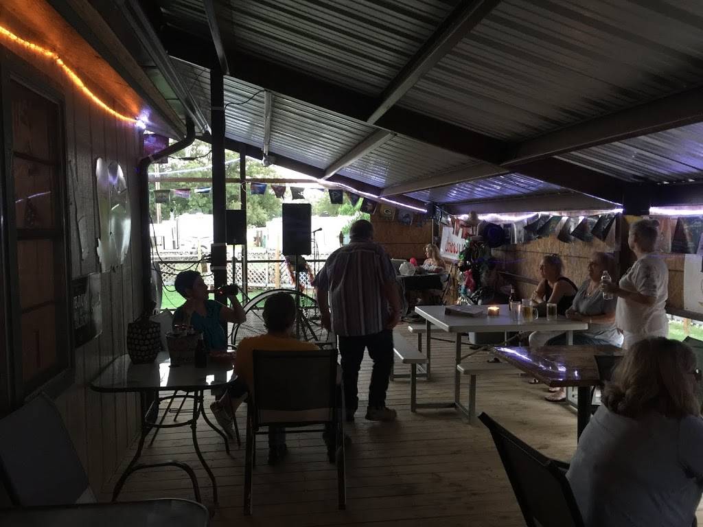 Lakeside Pizza | restaurant | 1654 FM3137, Palo Pinto, TX 76484, USA | 9407692336 OR +1 940-769-2336