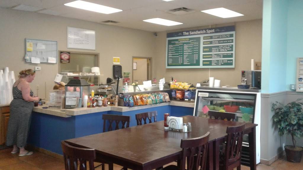 The Sandwich Spot | restaurant | 39013 Co Rd 54, Zephyrhills, FL 33542, USA | 8137836396 OR +1 813-783-6396
