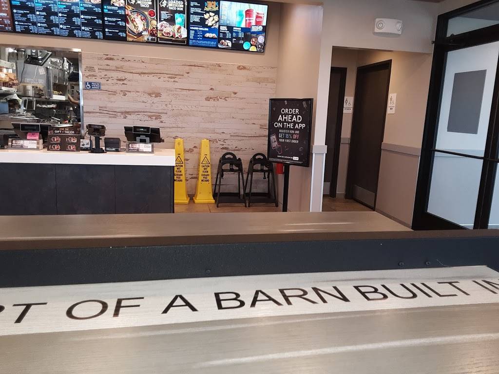 Taco Bell | meal takeaway | 1130 S Main St, Bowling Green, OH 43402, USA | 4193521474 OR +1 419-352-1474