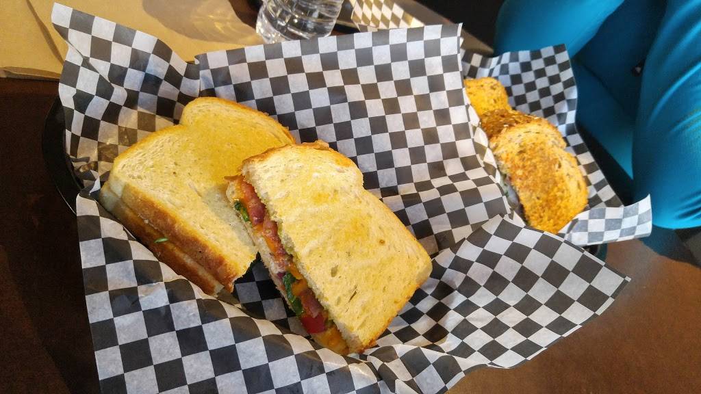 Meltwich Food Co. | restaurant | 154 Queen St S, Mississauga, ON L5M 2P4, Canada | 9058131099 OR +1 905-813-1099