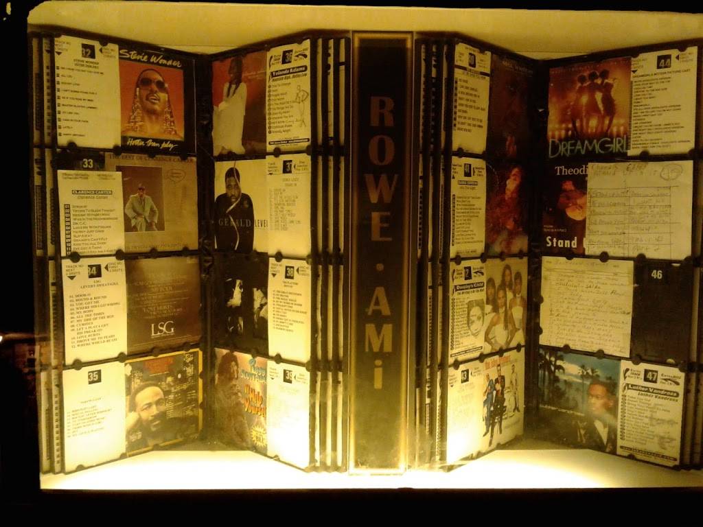 Tiptop Bar & Grill | restaurant | 432 Franklin Ave, Brooklyn, NY 11238, USA | 7188579744 OR +1 718-857-9744