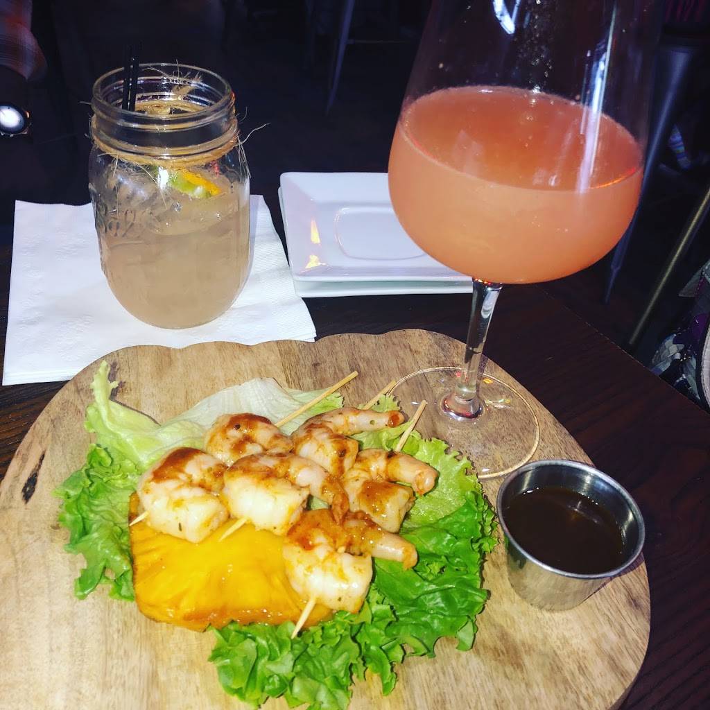 Uncle Joes | restaurant | 188 Pequonnock St, Bridgeport, CT 06604, USA | 2036127760 OR +1 203-612-7760