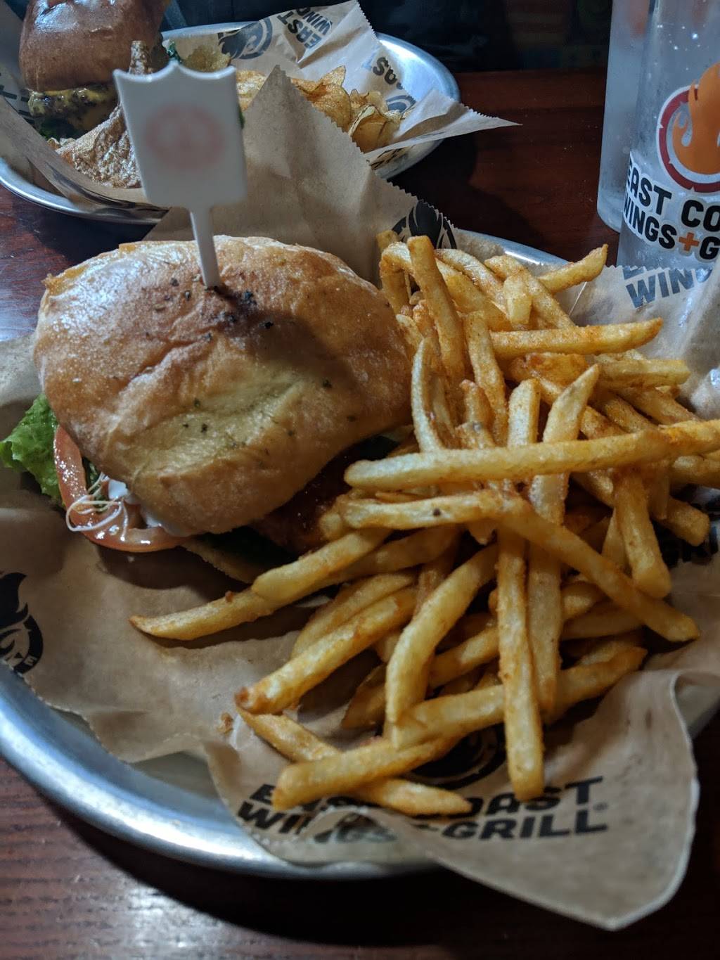 East Coast Wings + Grill | restaurant | 9711 Northlake Centre Pkwy, Charlotte, NC 28216, USA | 7044944174 OR +1 704-494-4174