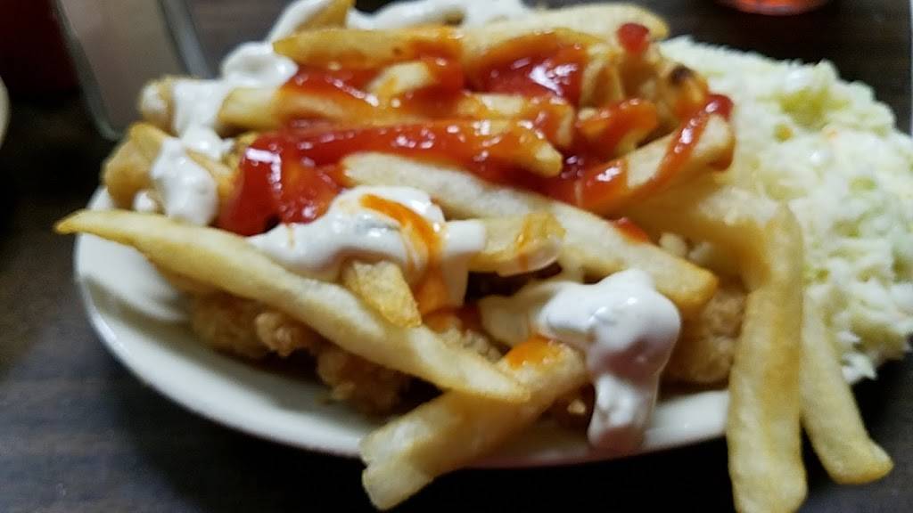 Village Inn Seafood & BBQ | restaurant | 3345 Martin Luther King Jr Dr, Lumberton, NC 28358, USA | 9107392050 OR +1 910-739-2050