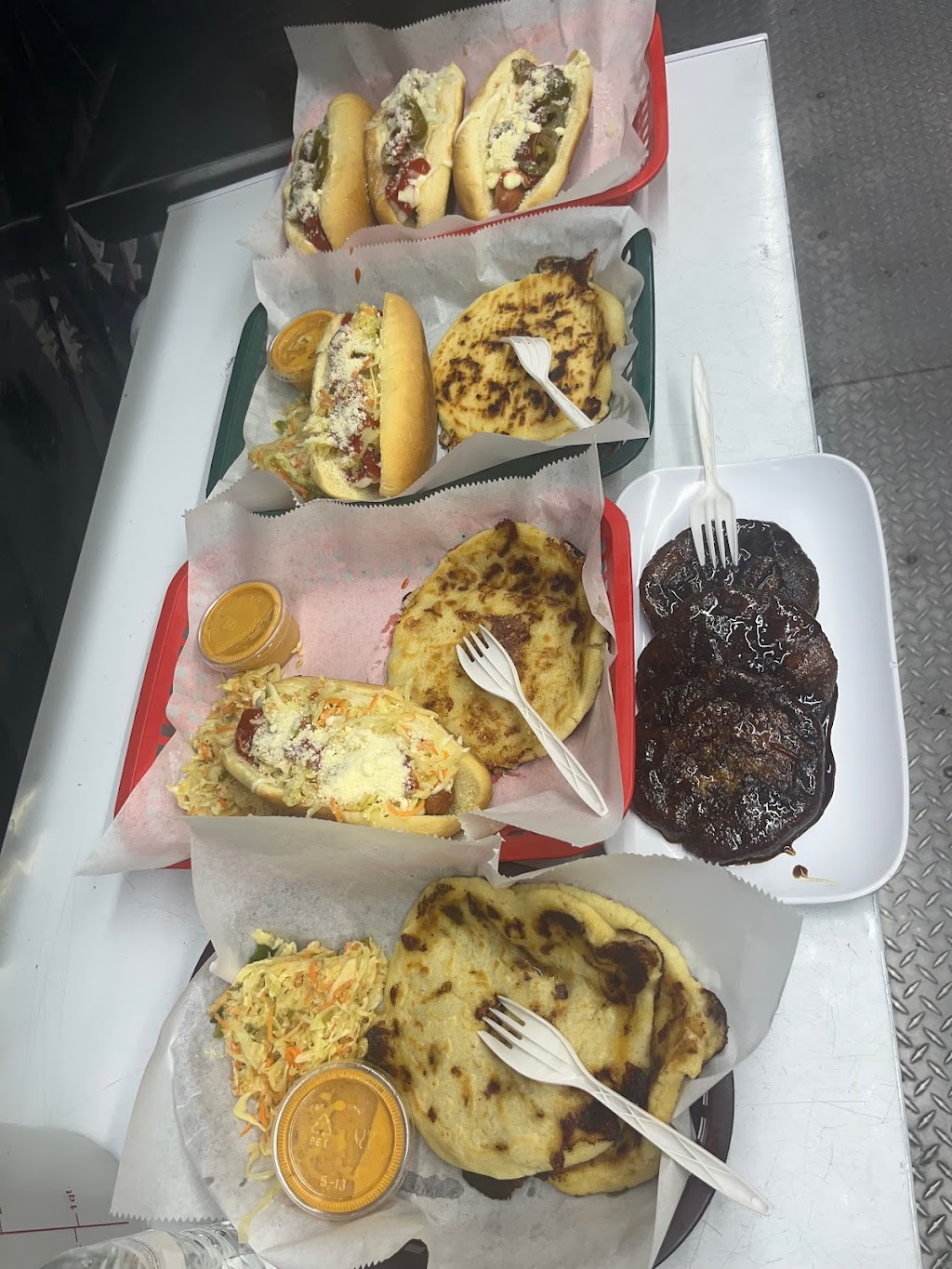 Fatima’s Pupusas & Snacks | restaurant | Spring Stuebner Rd, Spring, TX 77388, USA | 9362070097 OR +1 936-207-0097