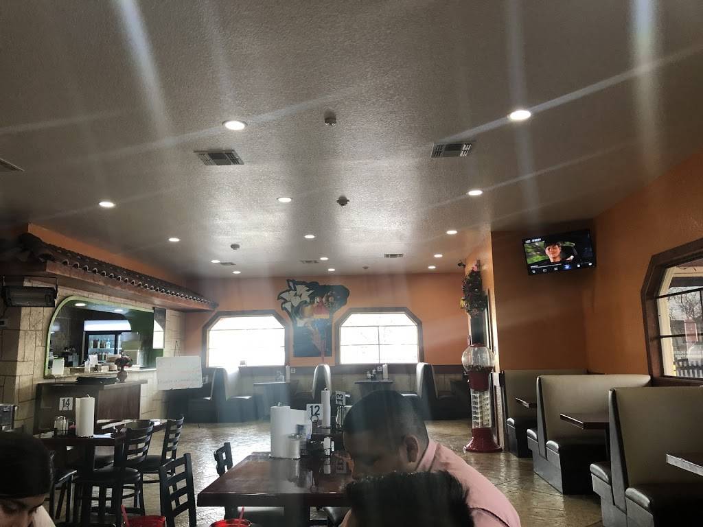 La Fiesta De Jalisco | restaurant | 7712, San Antonio, TX 78227, USA | 2105490100 OR +1 210-549-0100