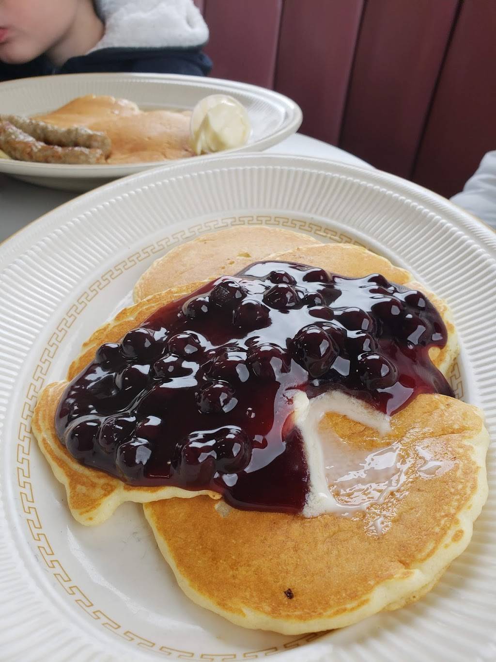 Bay Front Restaurant | restaurant | 1075 Empire Blvd, Rochester, NY 14609, USA | 5854822247 OR +1 585-482-2247