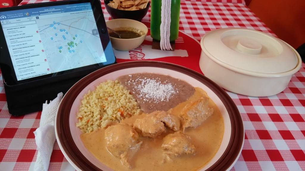 Las Cazuelas | restaurant | Paseo de Los Alamos, El Refugio, Tijuana, B.C., Mexico | 016649717711 OR +52 664 971 7711