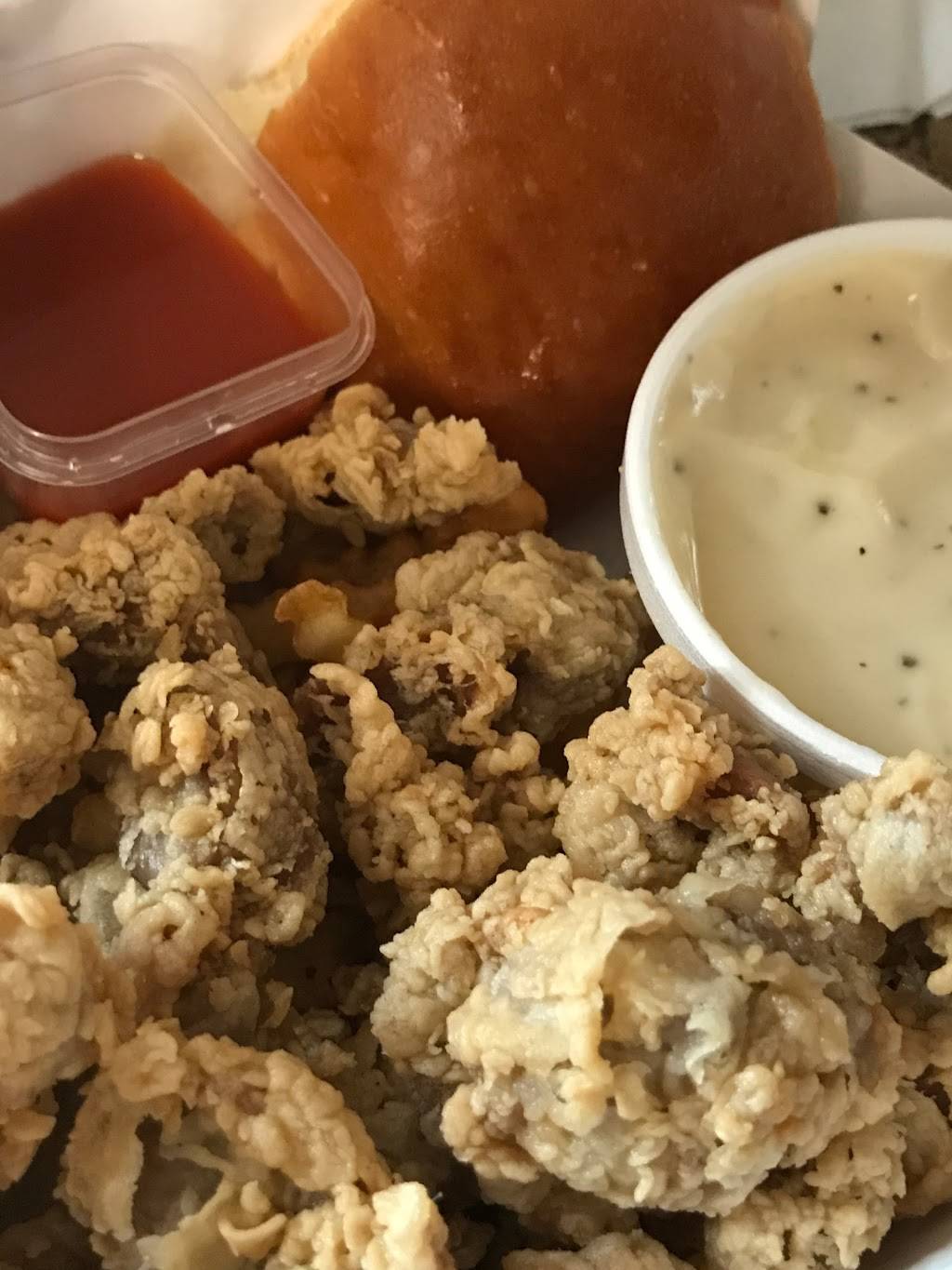 Bushs Chicken | restaurant | 3111 Thousand Oaks, San Antonio, TX 78247, USA | 2102909043 OR +1 210-290-9043