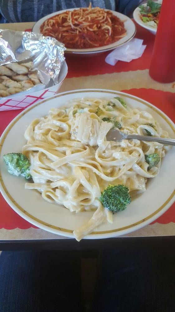 Crows Nest Diner & Pizzeria | restaurant | 206 MO-21, Caledonia, MO 63631, USA | 5737793463 OR +1 573-779-3463