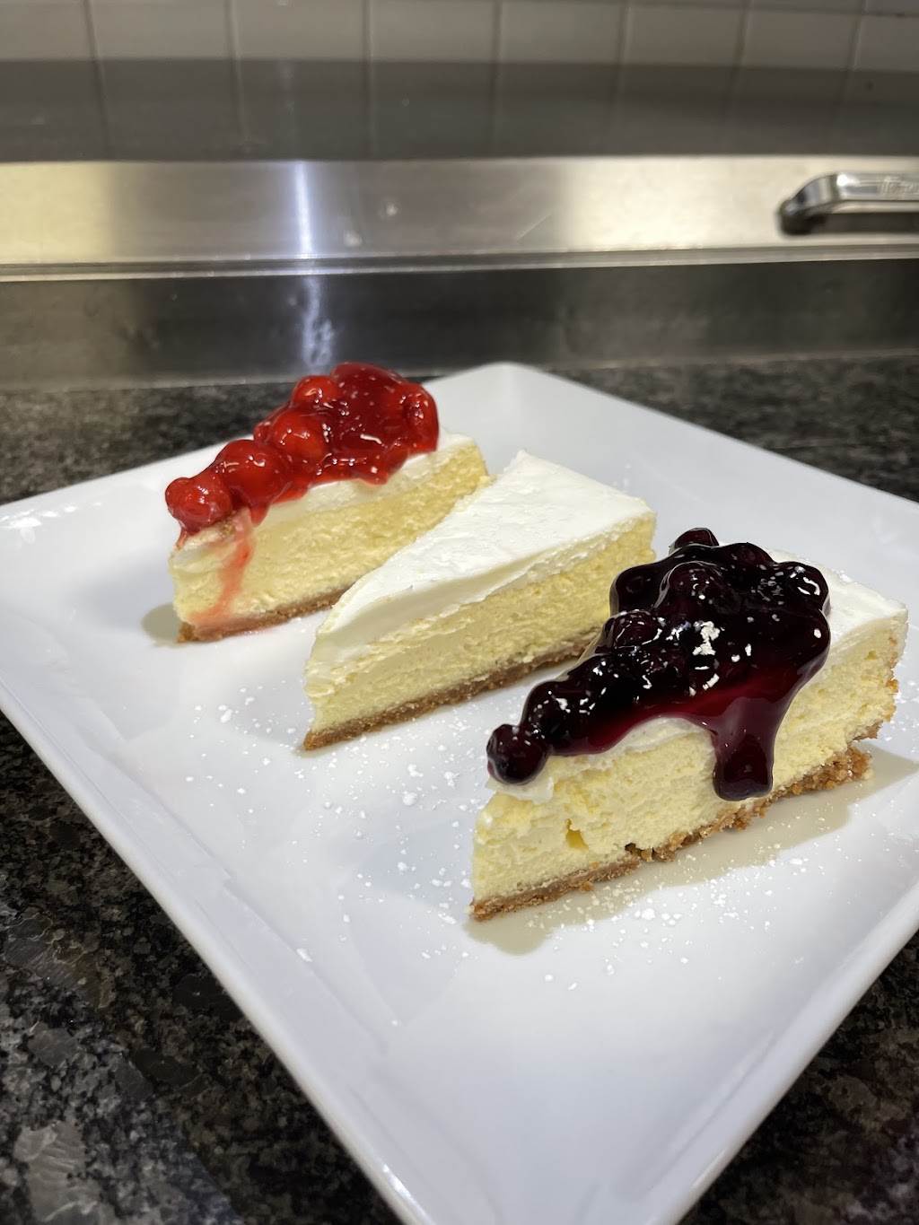 Lansdowne Good Eats | restaurant | 6452 Lansdowne Ave, Philadelphia, PA 19151, USA | 2158793510 OR +1 215-879-3510