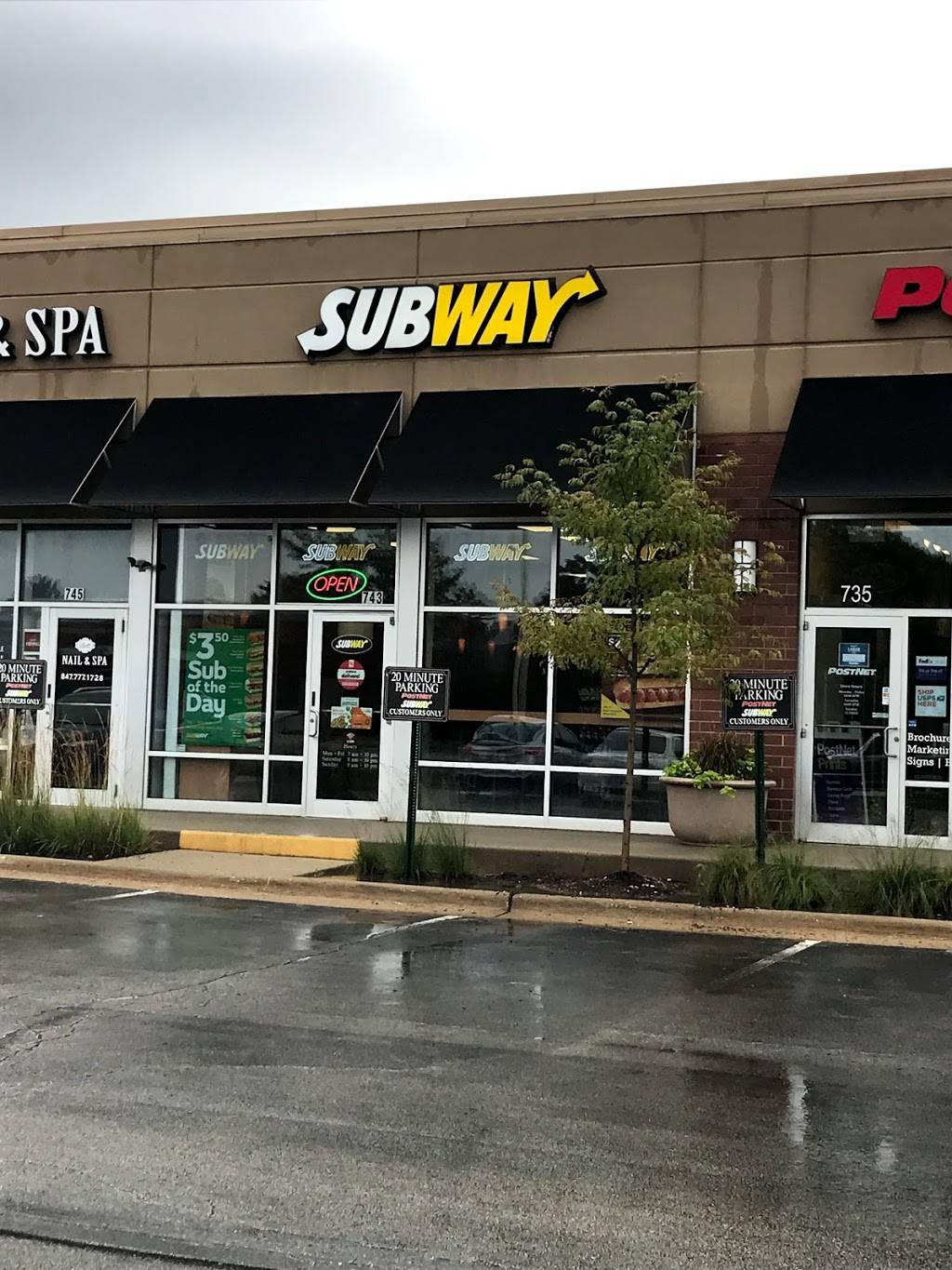 Subway Restaurants | restaurant | 743 N Milwaukee Ave, Wheeling, IL 60090, USA | 8477771641 OR +1 847-777-1641