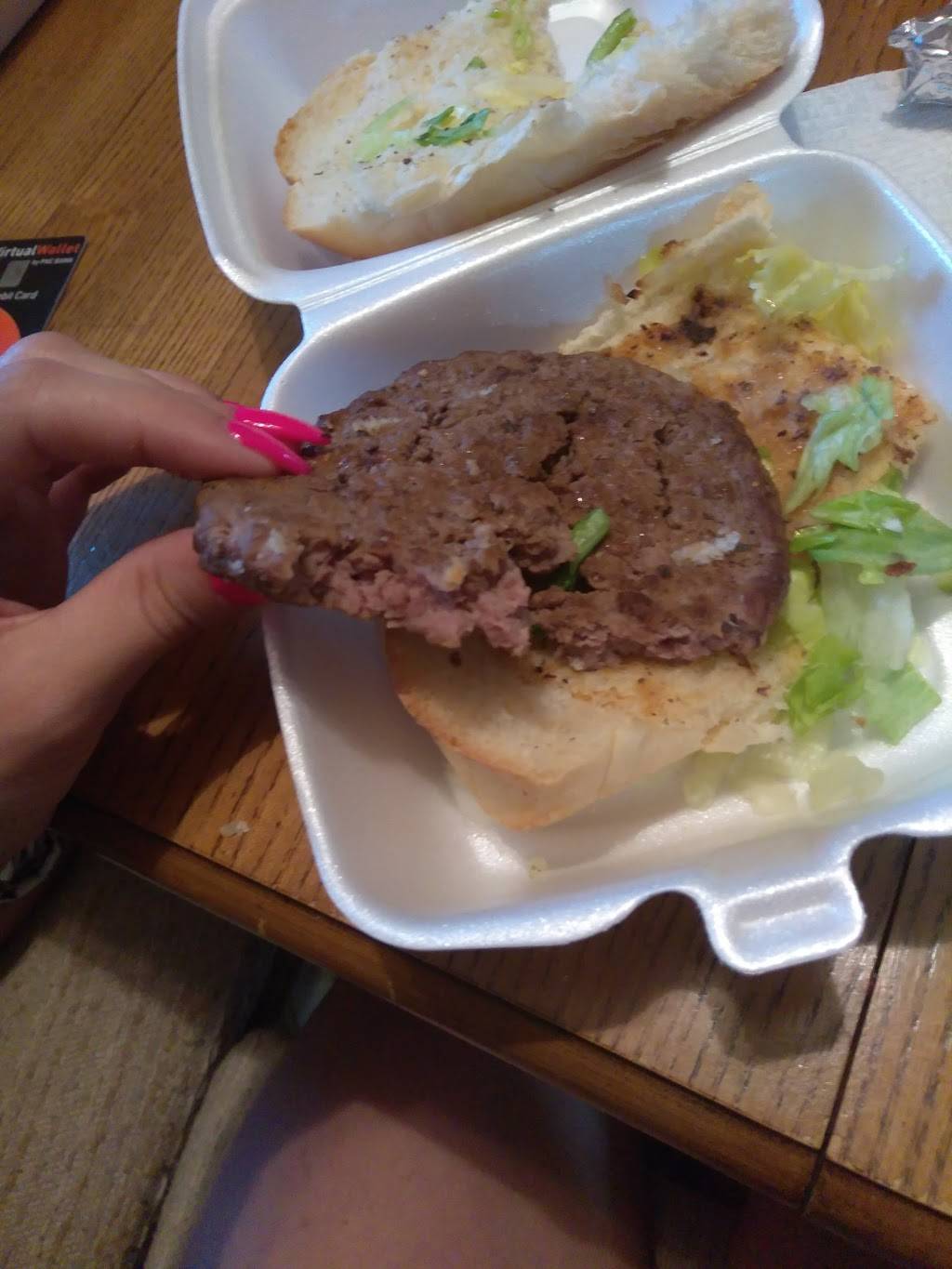 Bellisario Pizza Shop | restaurant | 1842 Homeville Rd, West Mifflin, PA 15122, USA | 4124665516 OR +1 412-466-5516