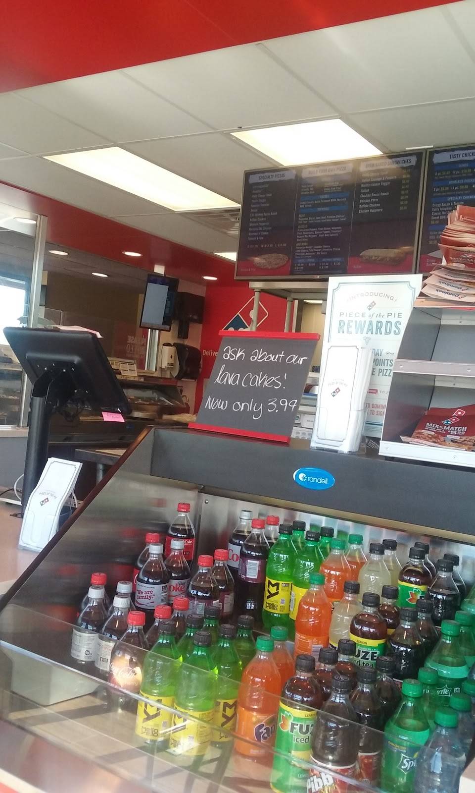 Dominos Pizza | meal delivery | 608 Vandalia St, Collinsville, IL 62234, USA | 6183458825 OR +1 618-345-8825