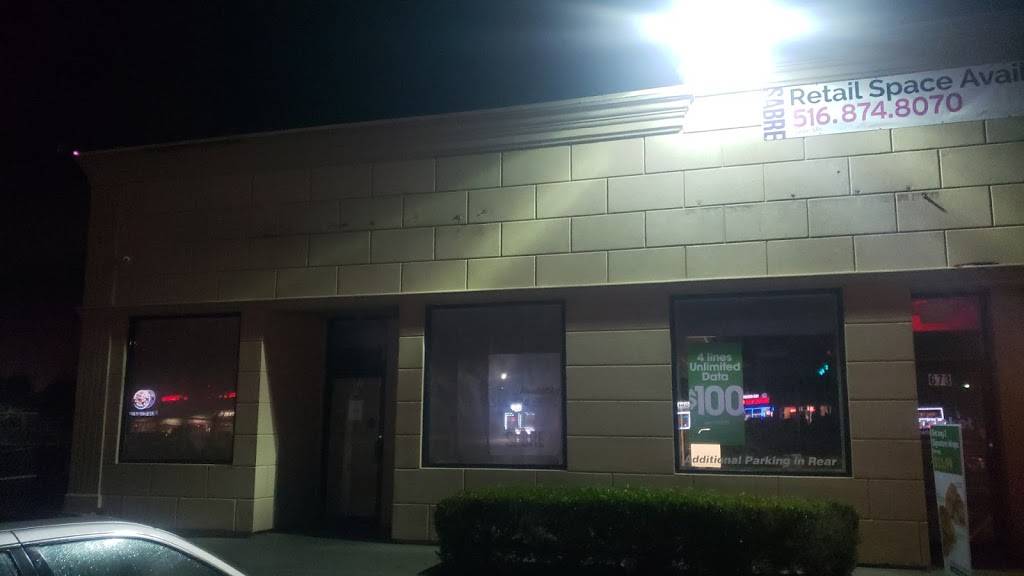 Little Caesars Pizza | meal takeaway | 675 NY-109, West Babylon, NY 11704, USA | 6314504700 OR +1 631-450-4700