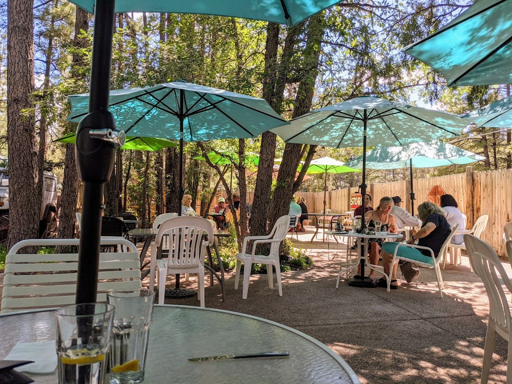 The Bistro at Annies | restaurant | 2849 W White Mountain Blvd, Pinetop-Lakeside, AZ 85929, USA | 9283679920 OR +1 928-367-9920