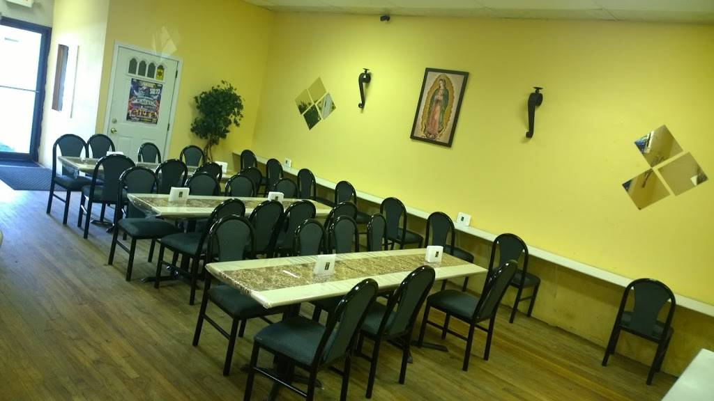 Mi Barrio Plaza | restaurant | 4865 Michigan Ave, Detroit, MI 48210, USA | 3138265149 OR +1 313-826-5149