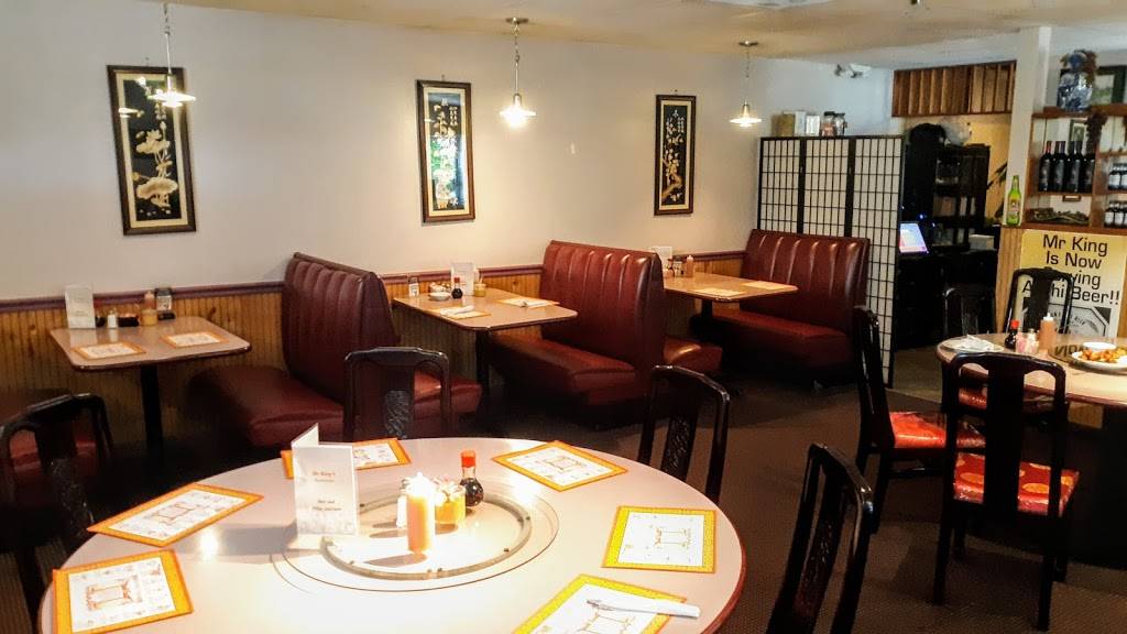 Mr King | restaurant | 471 NE 1st Terrace, Crystal River, FL 34429, USA | 3525642488 OR +1 352-564-2488