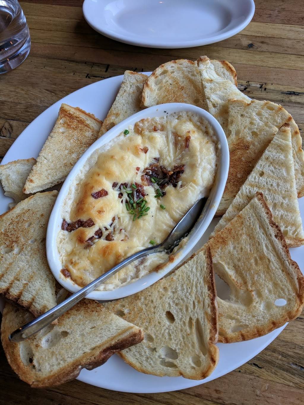 George and the Dragon | restaurant | 813 W 50th St, Minneapolis, MN 55419, USA | 6122081047 OR +1 612-208-1047