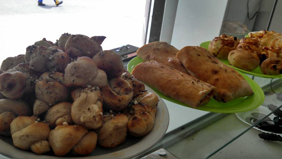 new york pizza | restaurant | Calle A 303, Roberto de la Madrid, 22435 Tijuana, B.C., Mexico | 016644486915 OR +52 664 448 6915